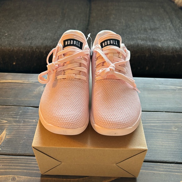 NOBULL women’s outwork sneakers - Picture 2 of 4